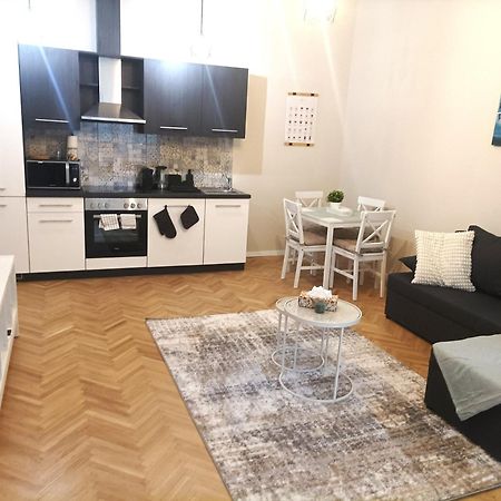 H30 Budapest Central Apartment Luaran gambar